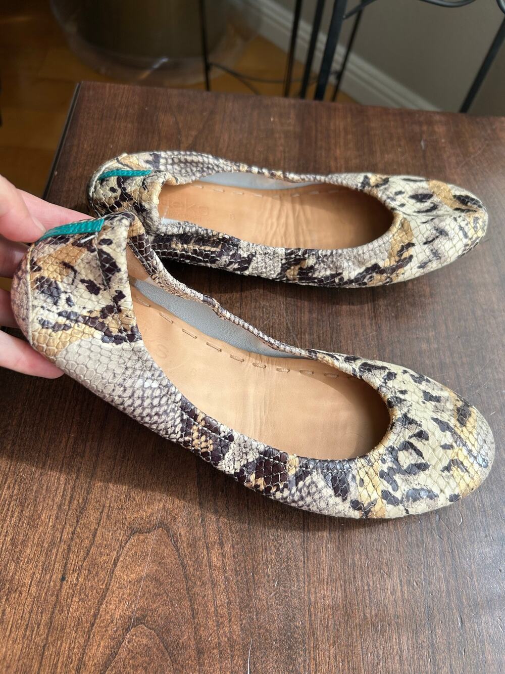 Tieks Sand Snake Pattern Ballet Flats Size 8 EUC
